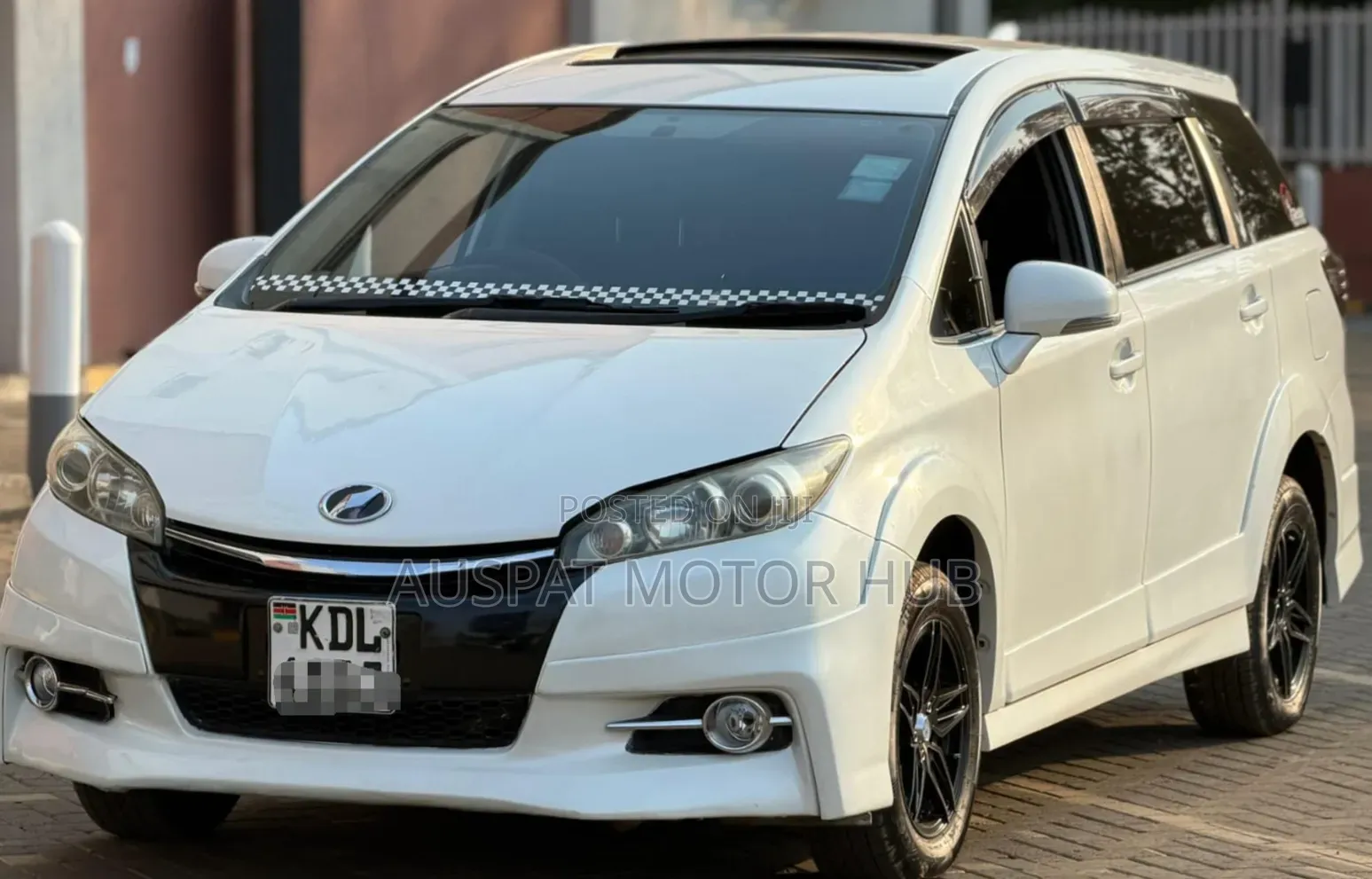 Toyota Wish 2016 White