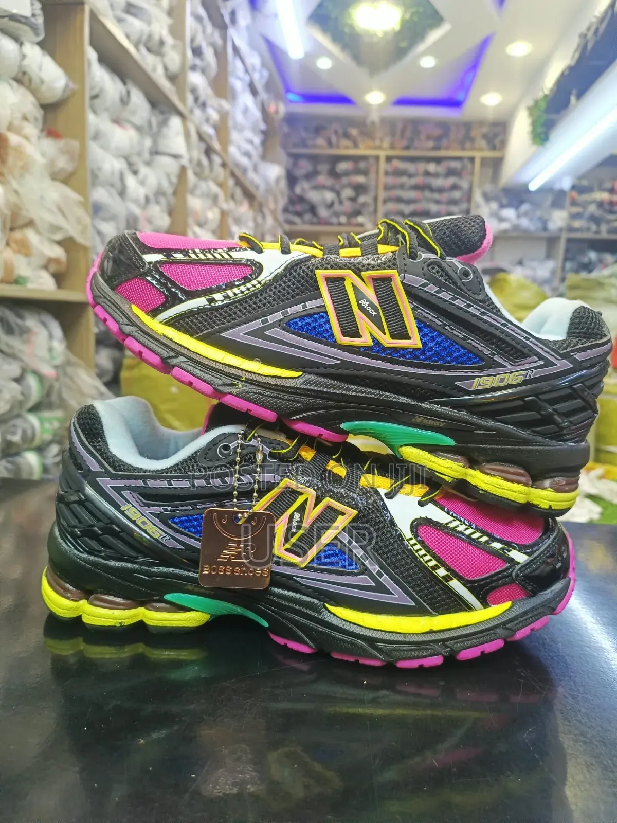New Balance 1906R