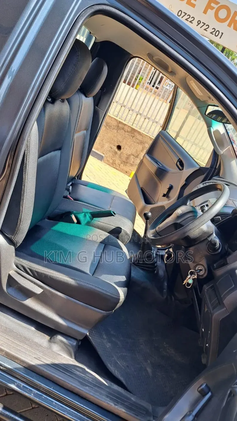 Isuzu D-MAX 2021 Green