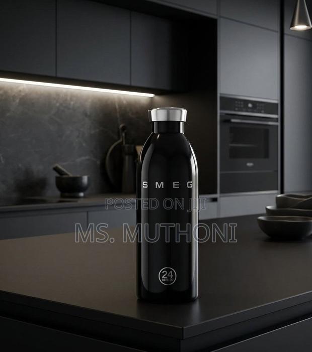  500 Ml Smeg Retro Style Drink Bottle - main view
