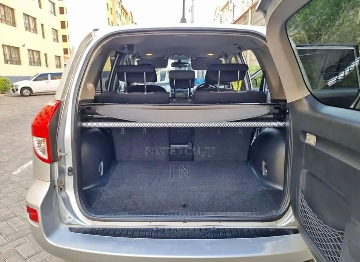 Toyota RAV4 2008 Silver