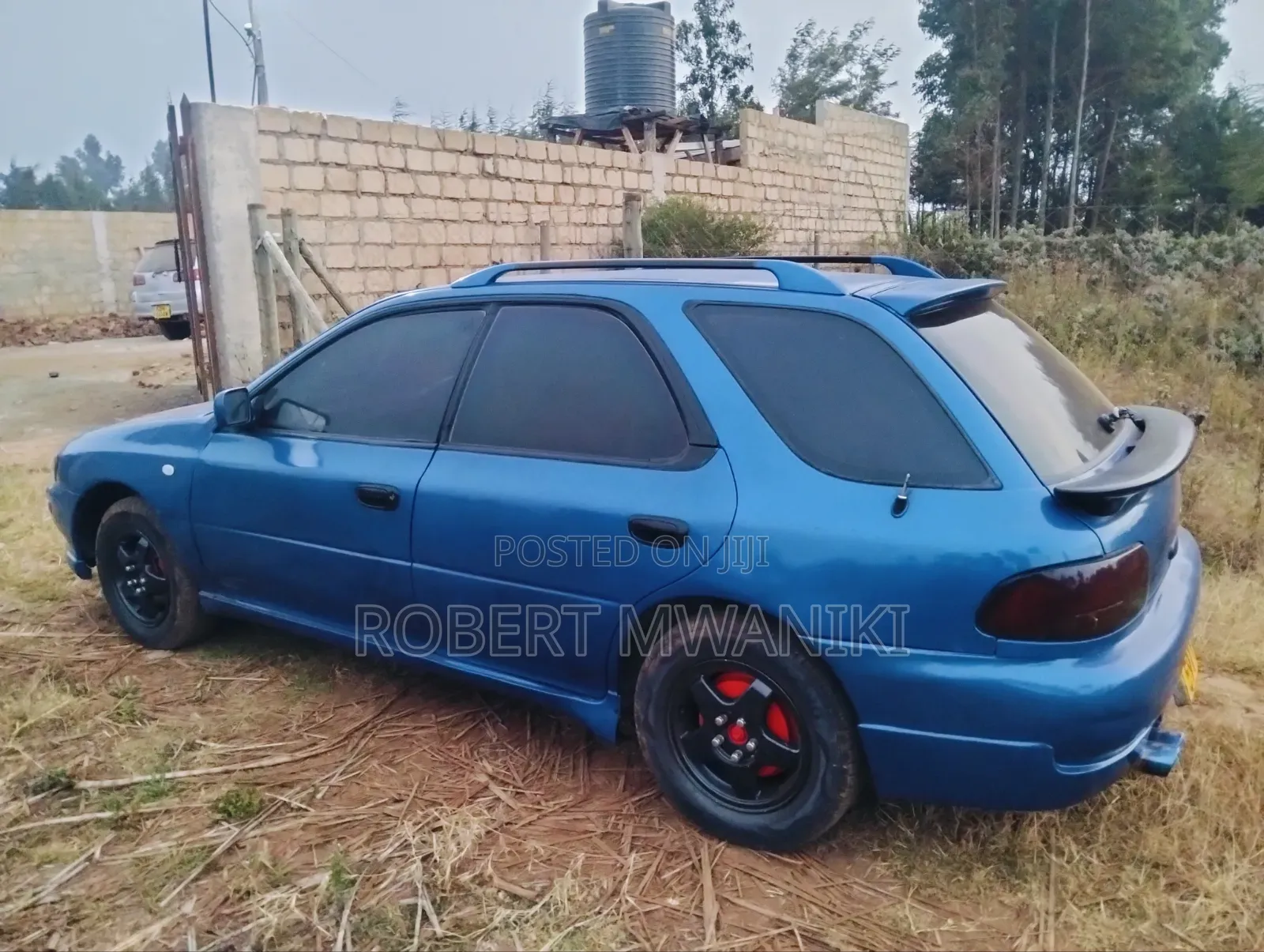 Subaru 1600 2000 Blue