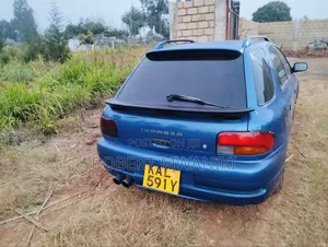Subaru 1600 2000 Blue