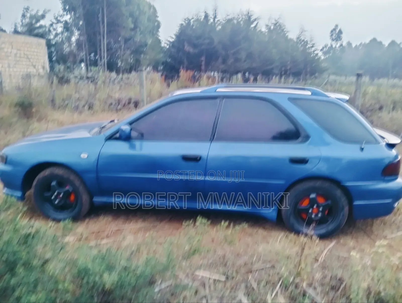 Subaru 1600 2000 Blue