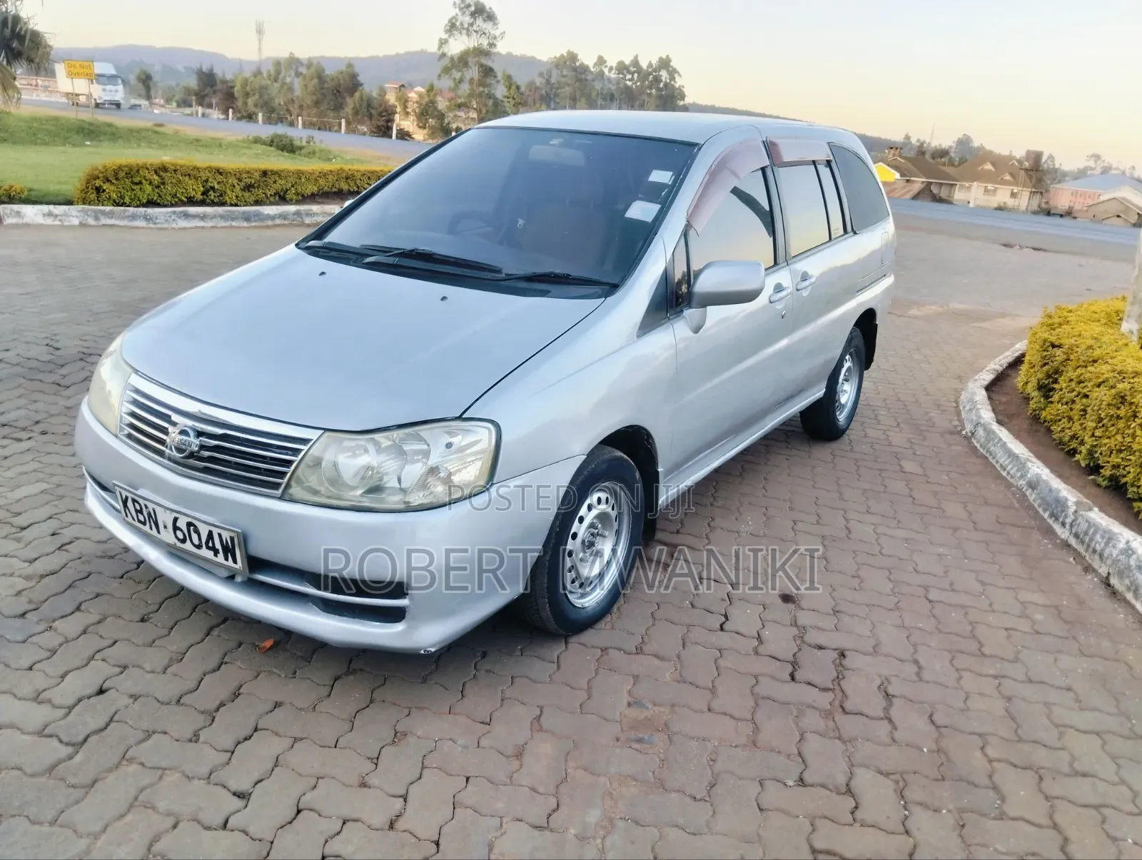 Nissan Liberty 2004 Silver