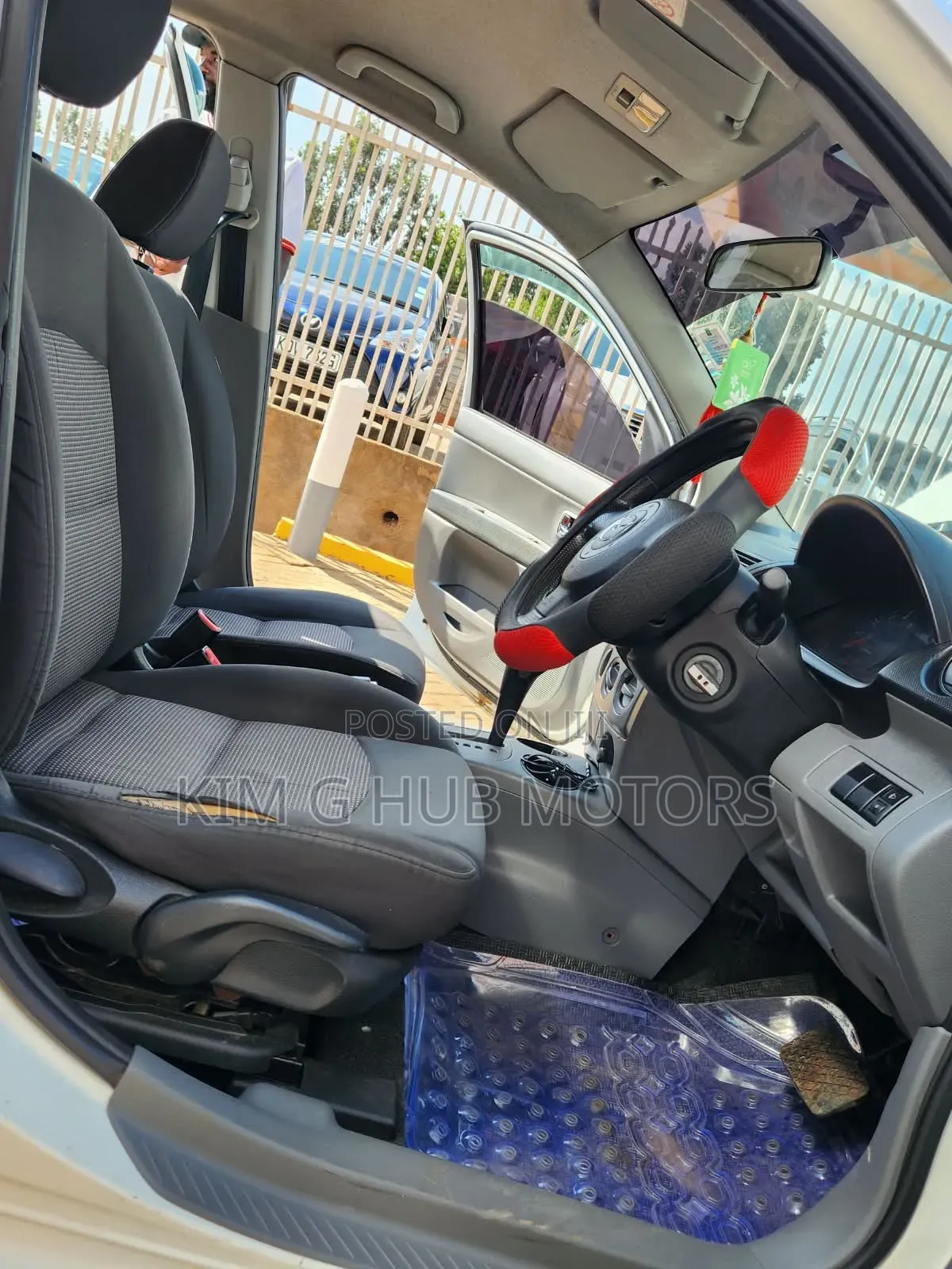 Mazda Demio 2006 Pearl
