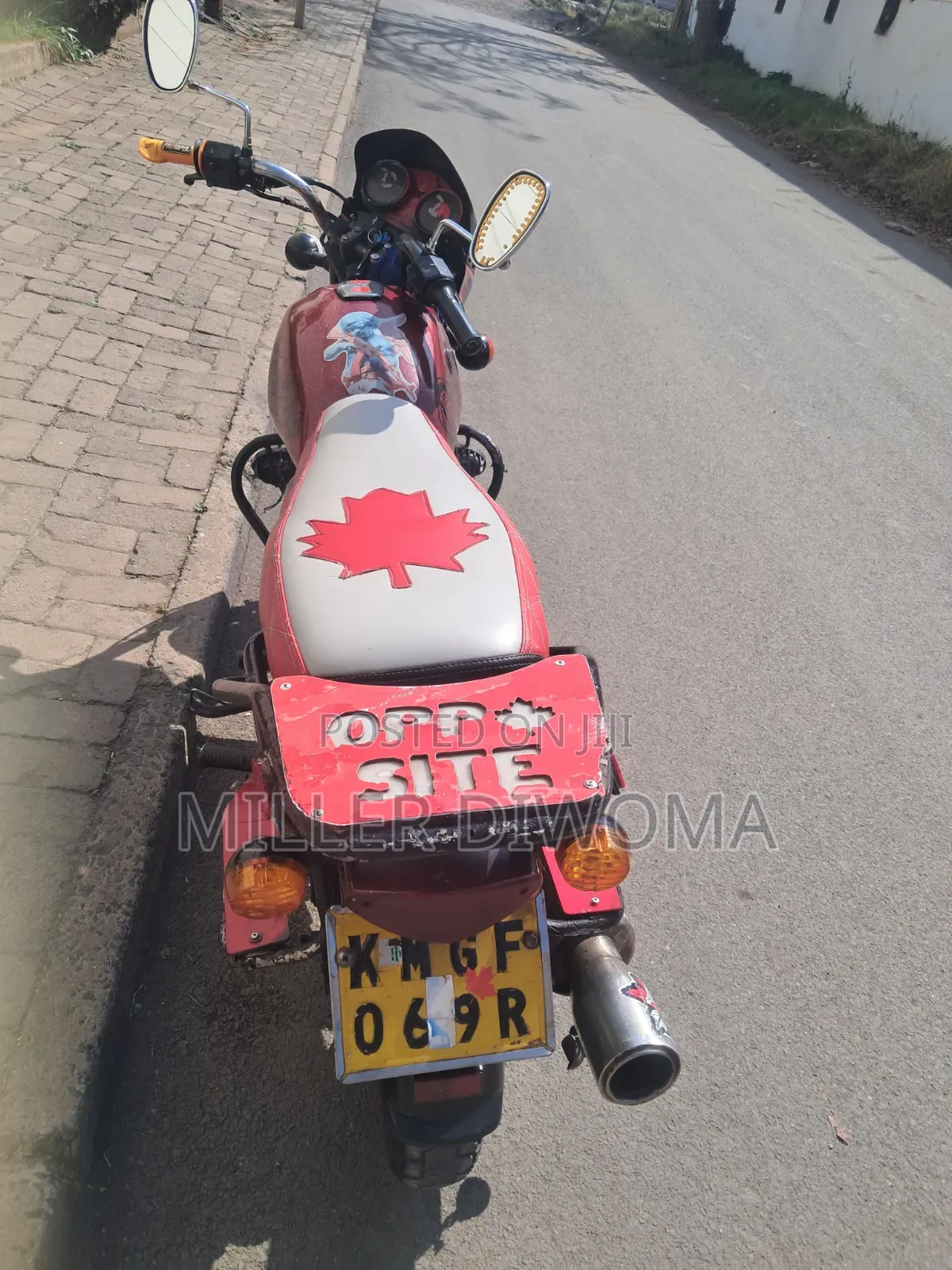 Bajaj Boxer 150 UG 2024 Red