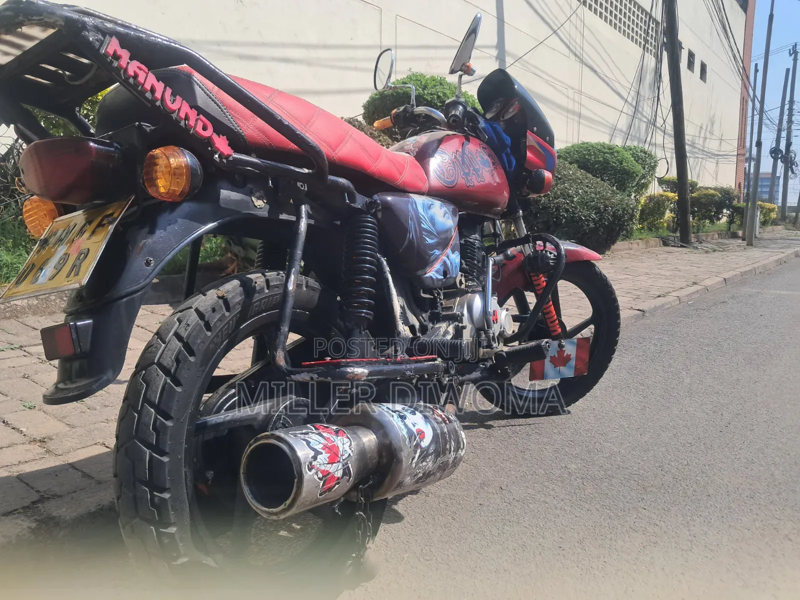 Bajaj Boxer 150 UG 2024 Red