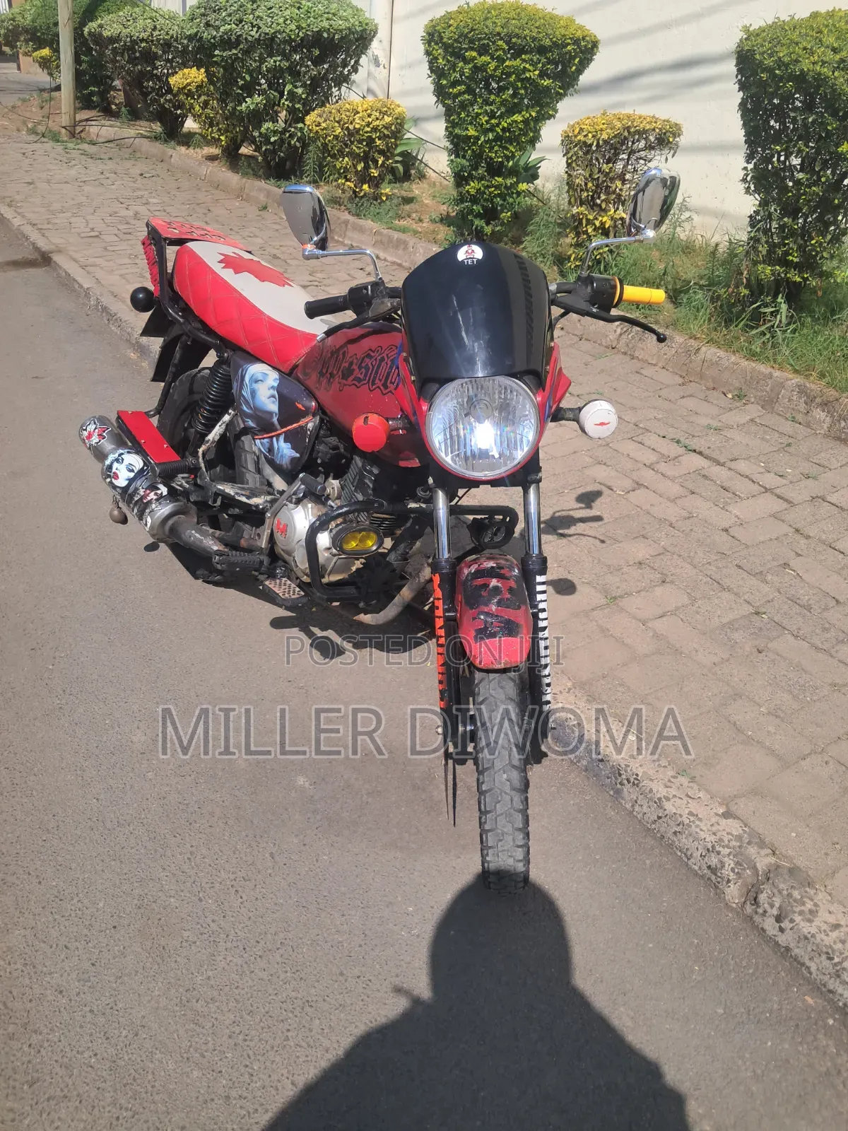Bajaj Boxer 150 UG 2024 Red