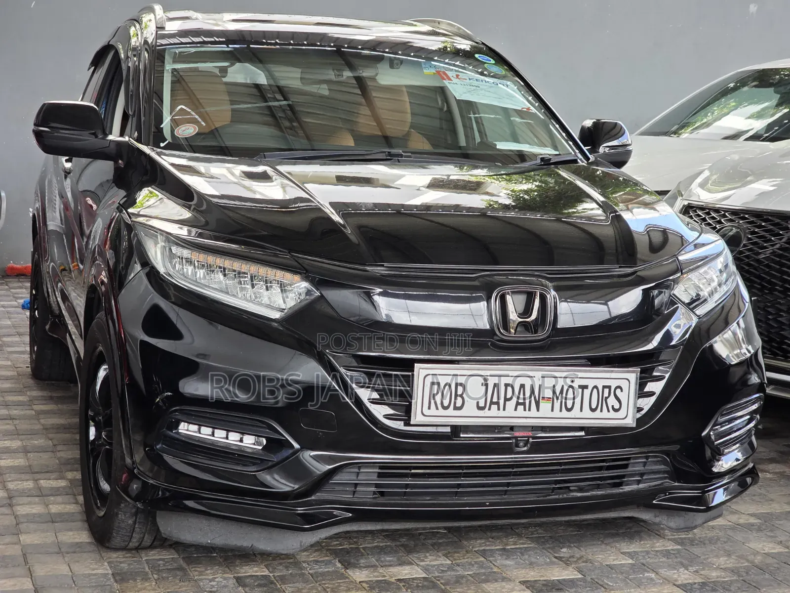 Honda Vezel 1.5 Hybrid 4WD 2019 Black