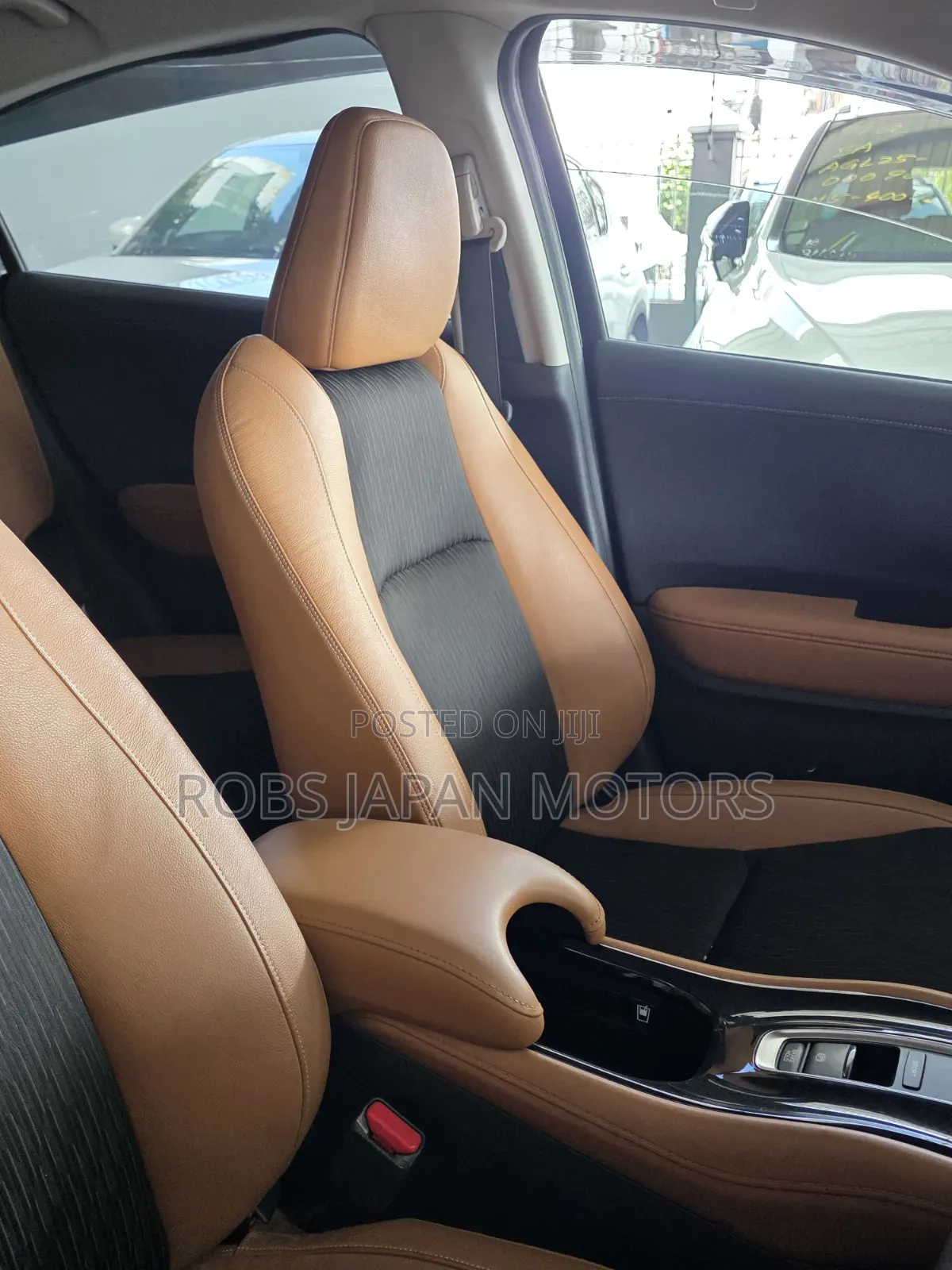Honda Vezel 1.5 Hybrid 4WD 2019 Black