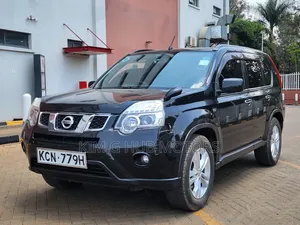 Nissan X-Trail 2.0 Petrol XE 2010 Black