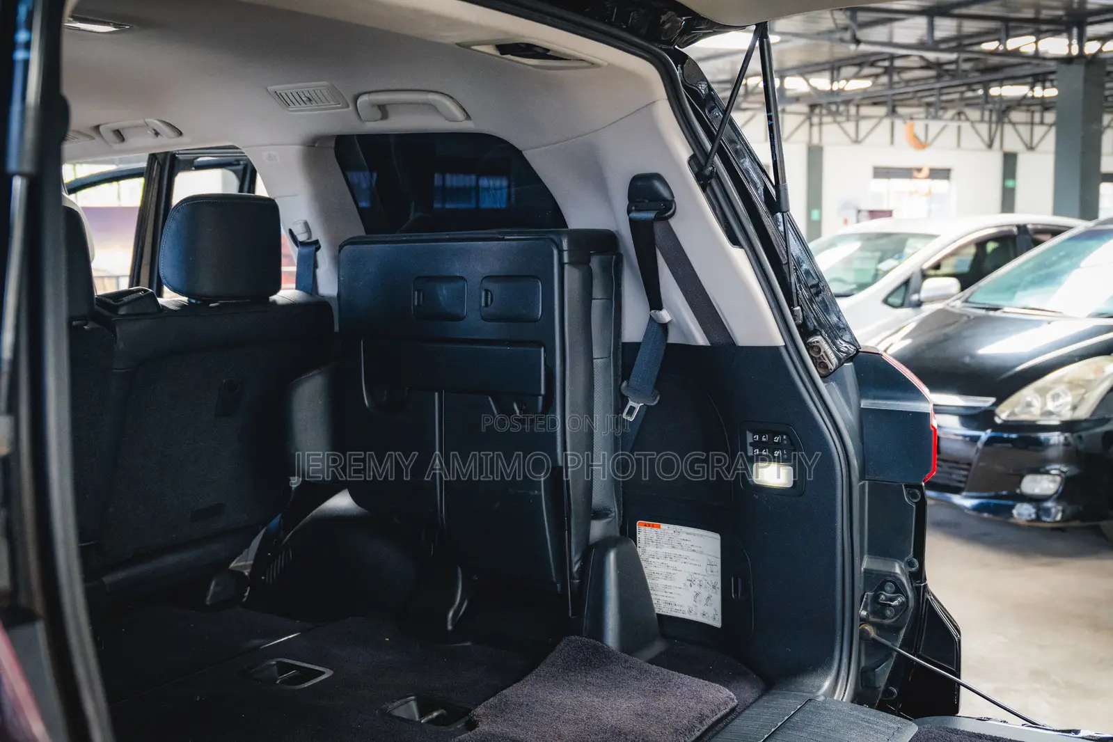 Lexus LX 570 AWD 2016 Black