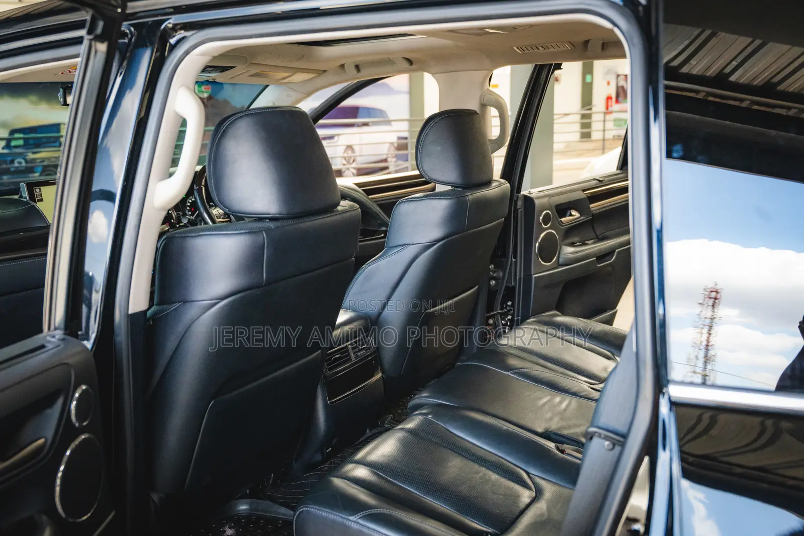 Lexus LX 570 AWD 2016 Black