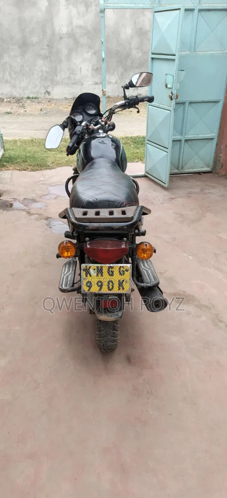 Bajaj Boxer 2025 Black