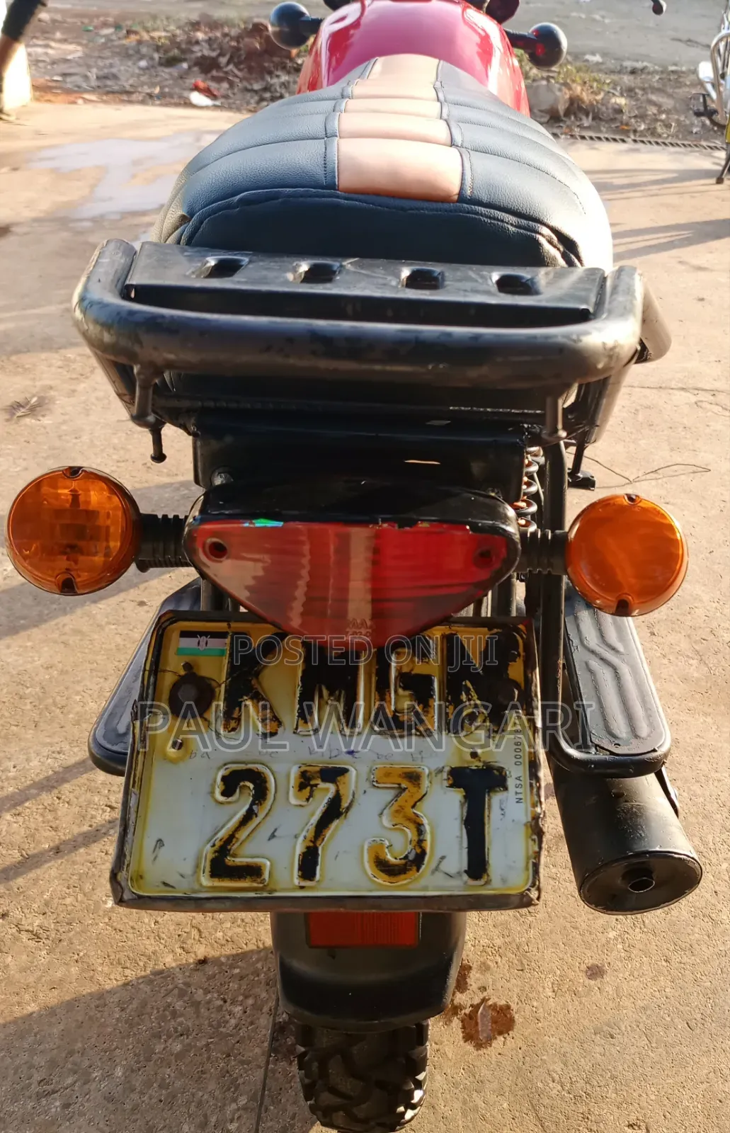Bajaj Boxer X125 2025 Red