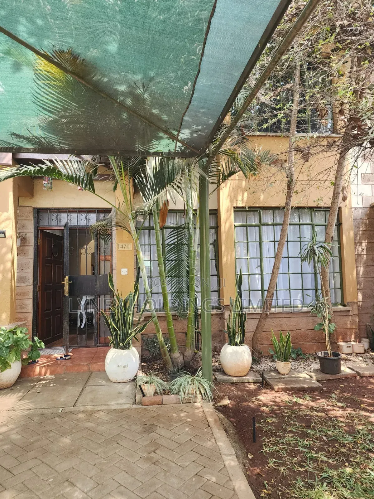 4bdrm Maisonette in Springville Park, Gateway Mall Area for sale