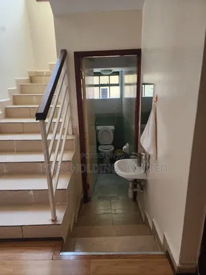 4bdrm Maisonette in Springville Park, Gateway Mall Area for sale