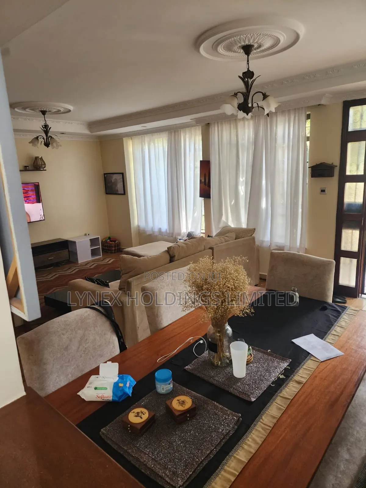 4bdrm Maisonette in Springville Park, Gateway Mall Area for sale