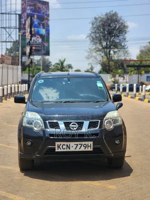 Nissan X-Trail 2.5 Petrol 4x4 SE 2010 Black