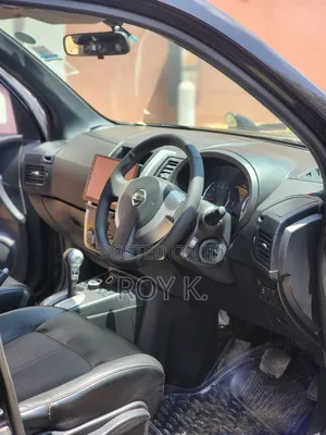 Nissan X-Trail 2.5 Petrol 4x4 SE 2010 Black