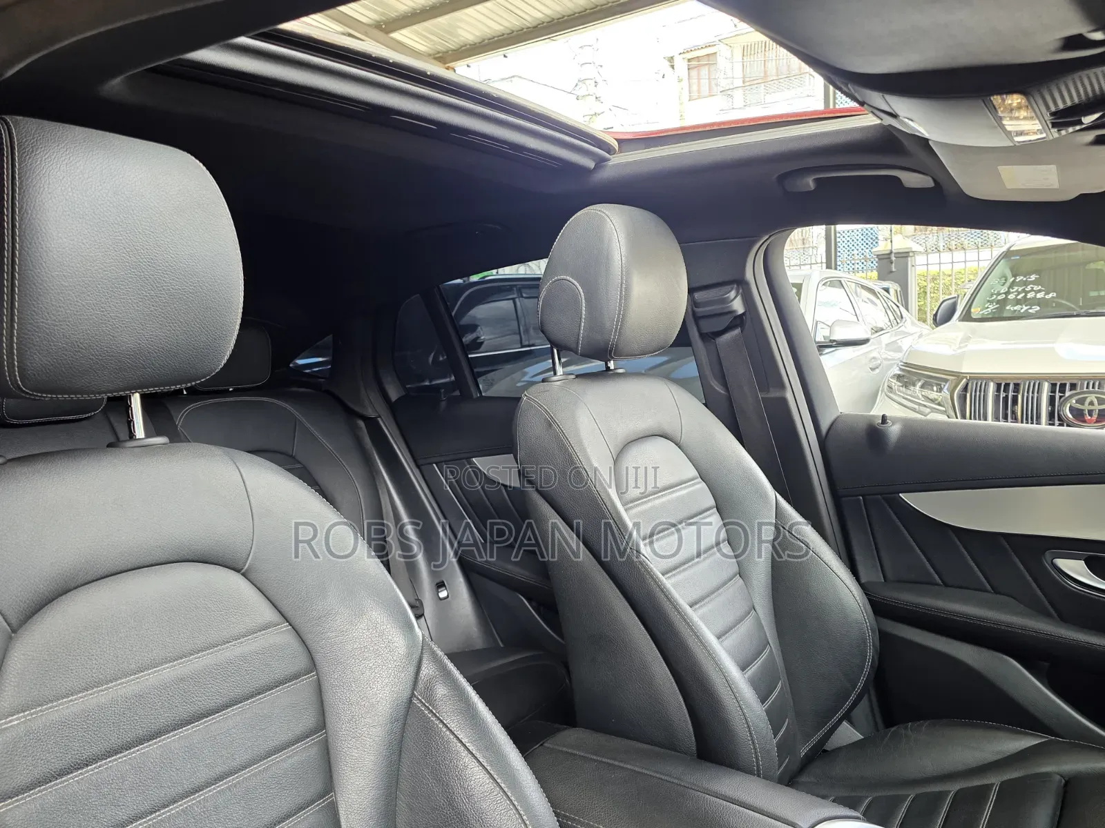 Mercedes-Benz GLC-Class GLC250 Sport Utility 4-Door (2.0L, 4cyl Turbo)