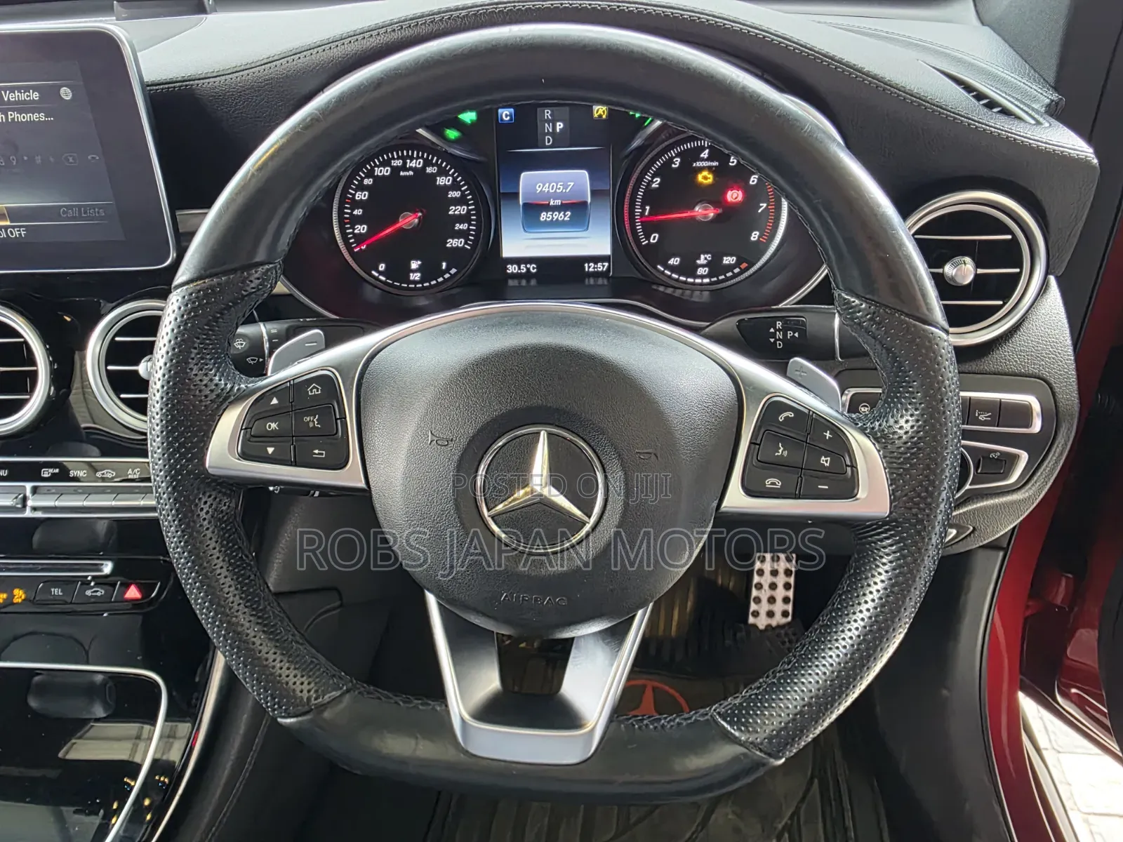 Mercedes-Benz GLC-Class GLC250 Sport Utility 4-Door (2.0L, 4cyl Turbo)