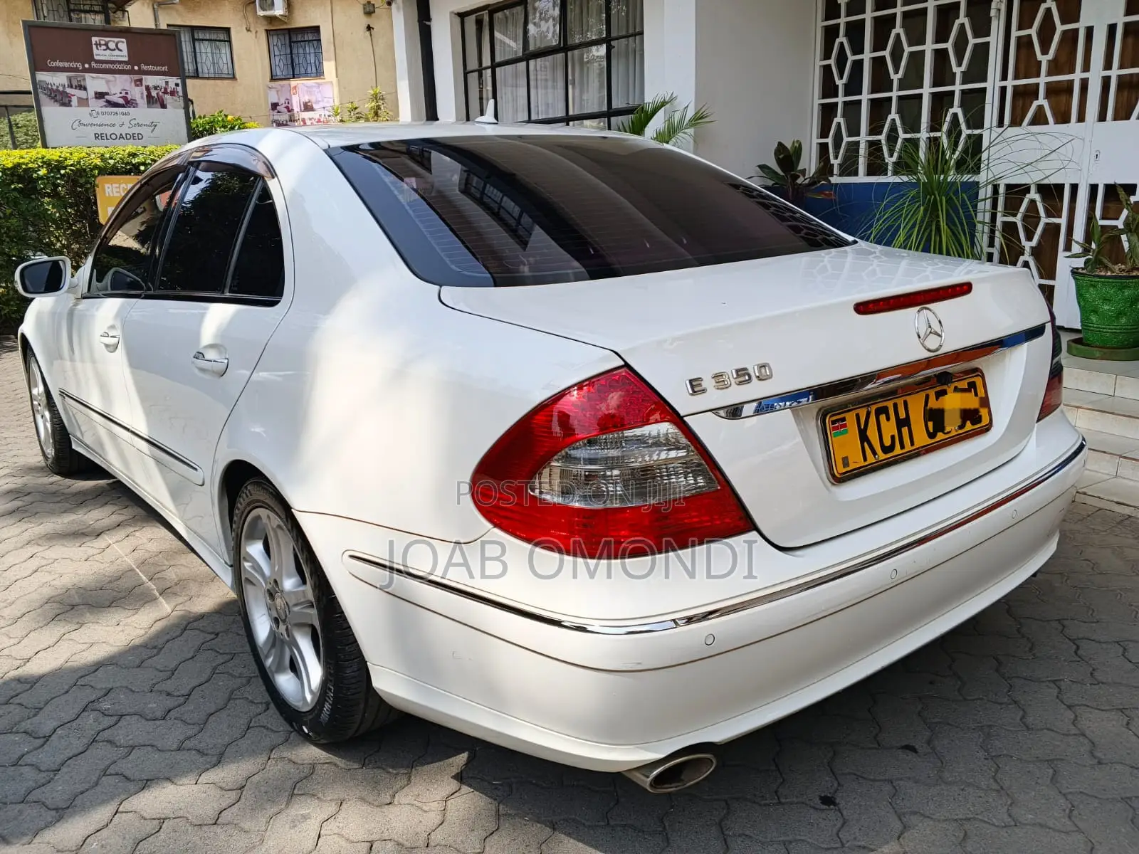 Mercedes-Benz E350 Base 4dr Sedan RWD (3.5L 6cyl 7A) 2009 White