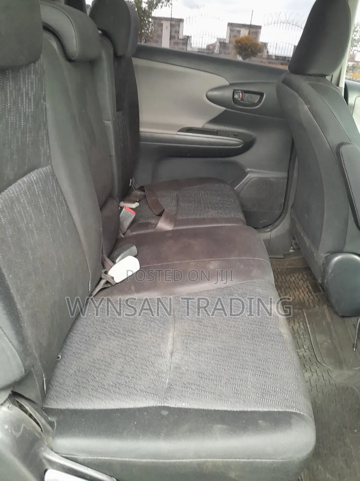 Toyota Wish 2011 Maroon