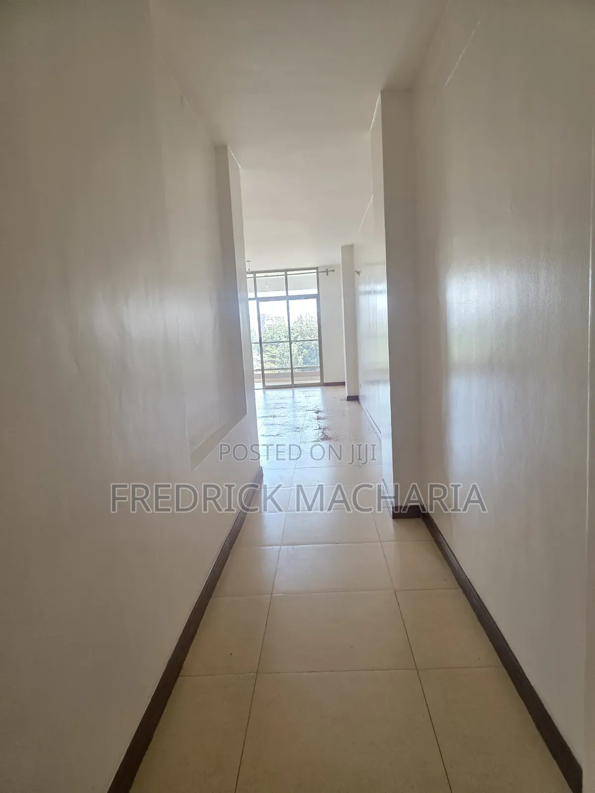 4bdrm Apartment in Behind Safari Park, Roysambu for sale