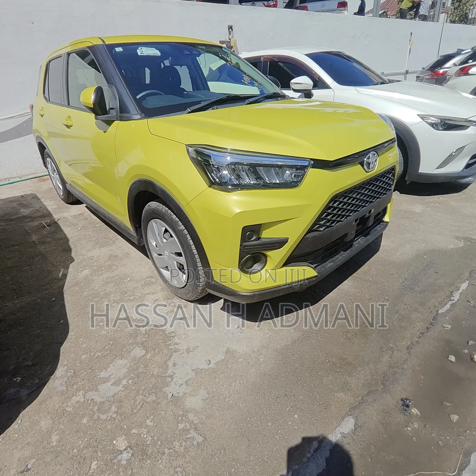 Toyota Raize 2020 Yellow