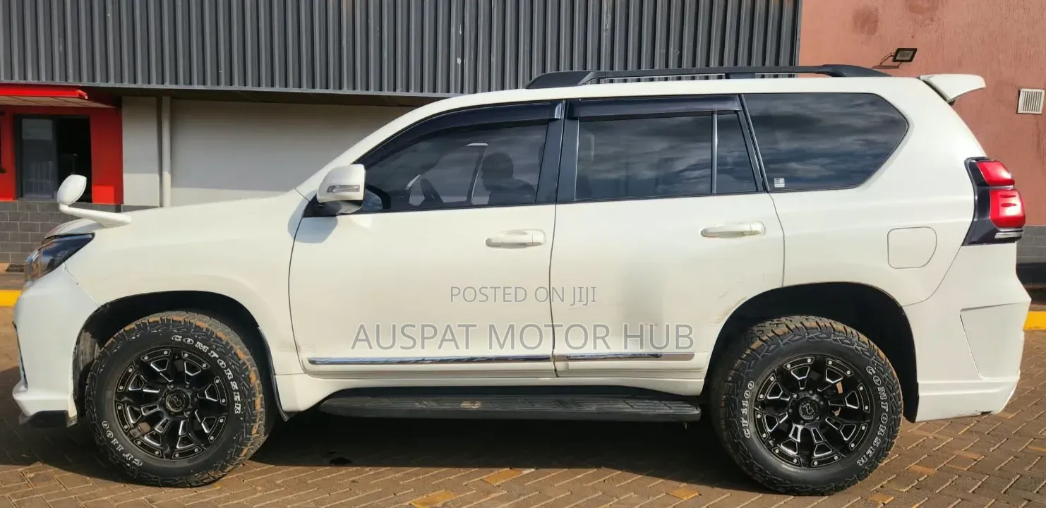 Toyota Land Cruiser Prado 2014 White