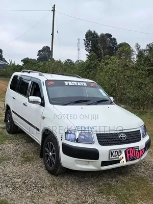 Toyota Succeed SV Premium 2014 White