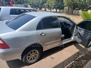 Toyota Corolla 2006 Gold
