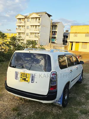 Toyota Succeed SV Premium 2014 White
