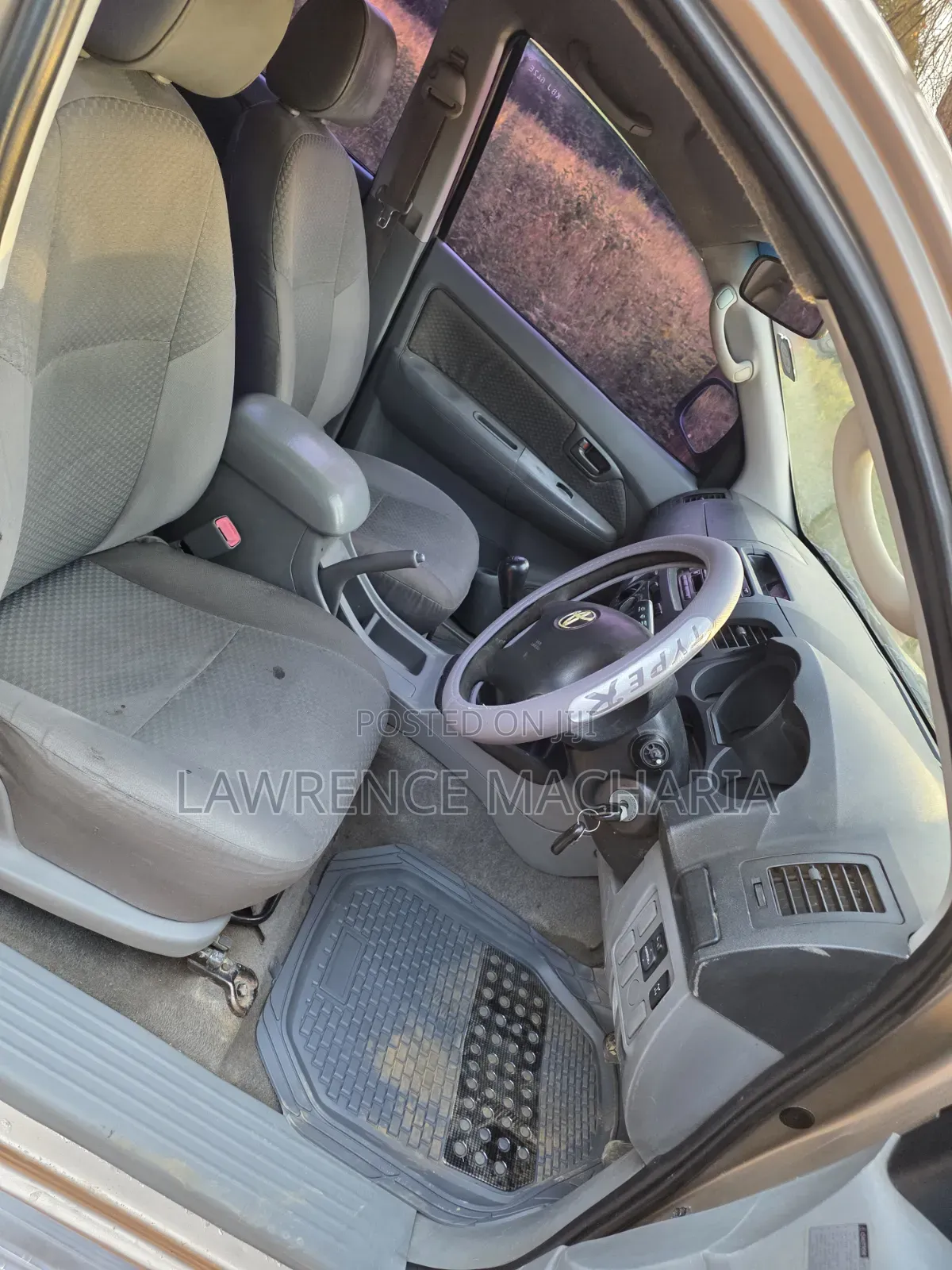 Toyota Hilux 2009 Gold