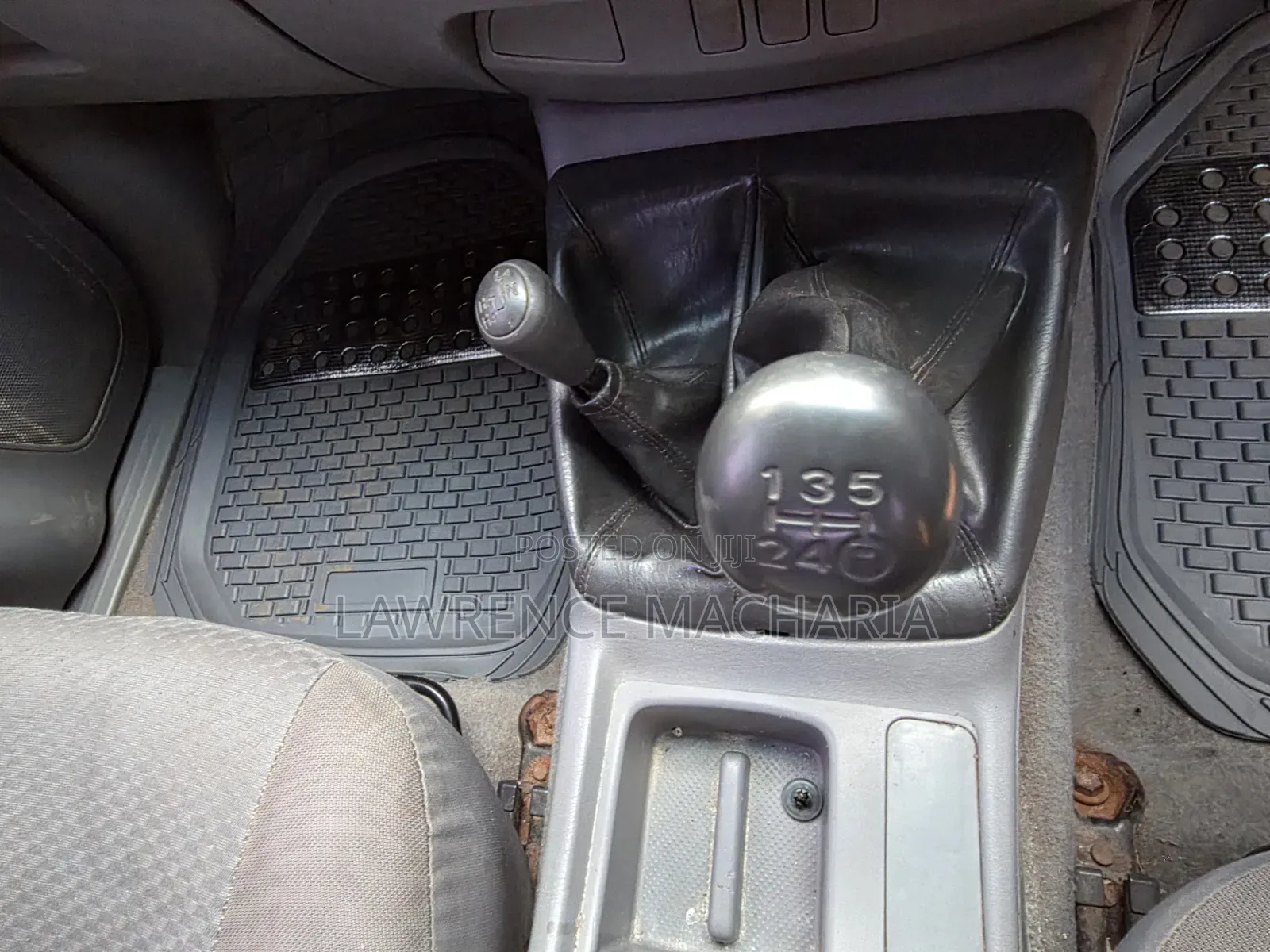 Toyota Hilux 2009 Gold