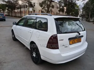 Toyota Corolla Fielder 2003 White