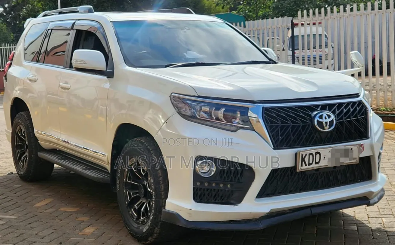 Toyota Land Cruiser Prado 2014 White
