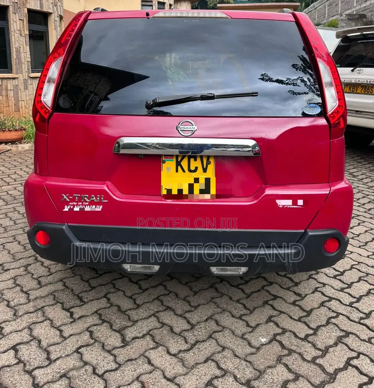 Nissan X-Trail 2012 Red