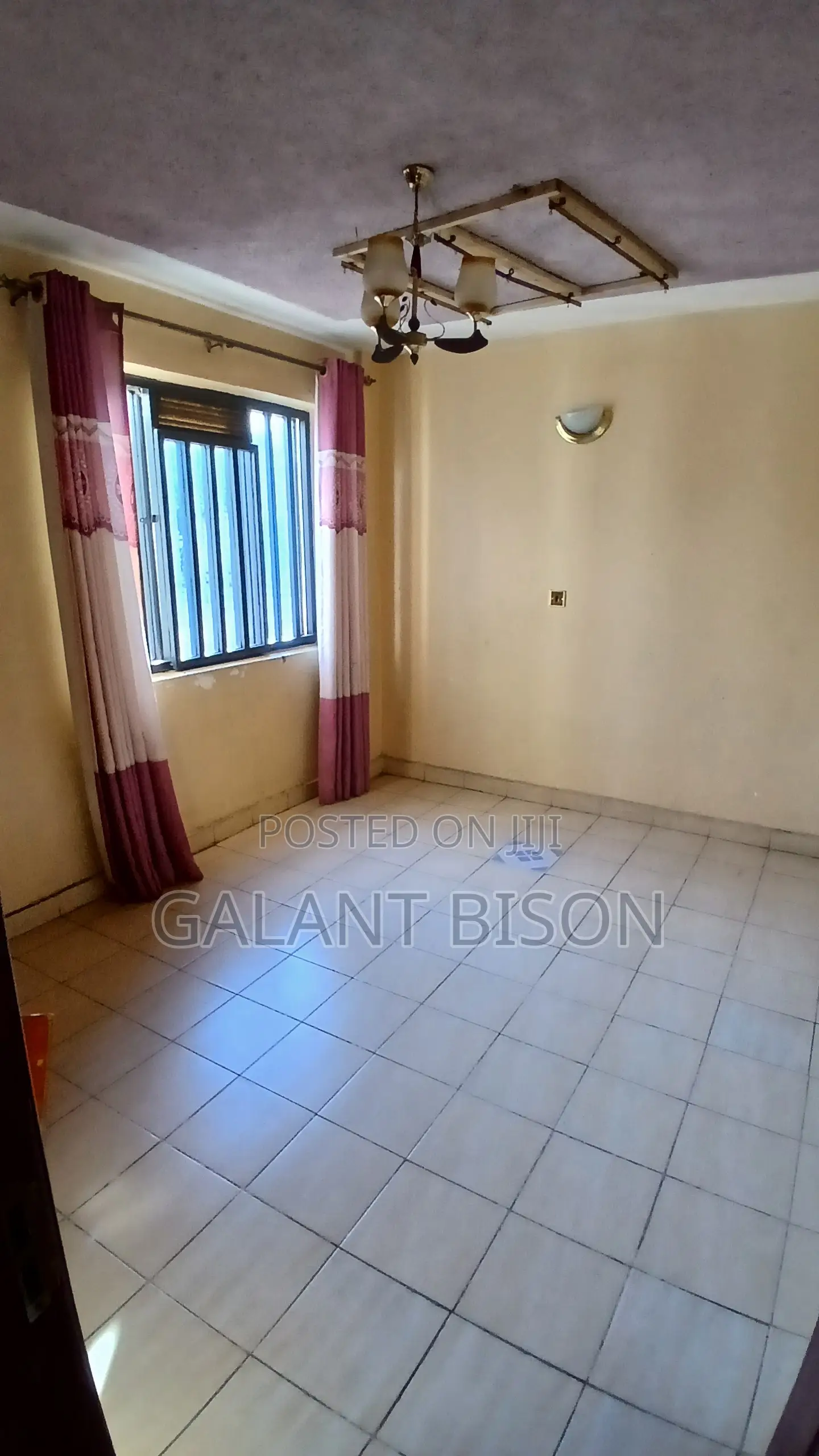 4bdrm Maisonette in Alendu, Kolwa Central for sale