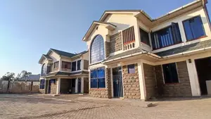 4bdrm Maisonette in Alendu, Kolwa Central for sale