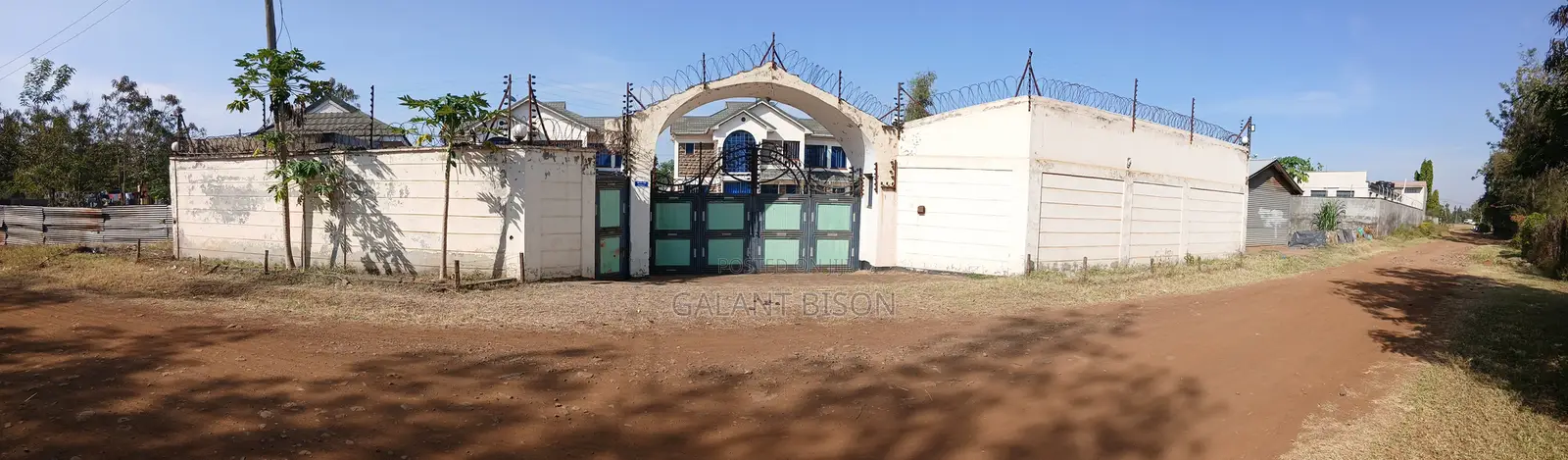 4bdrm Maisonette in Alendu, Kolwa Central for sale