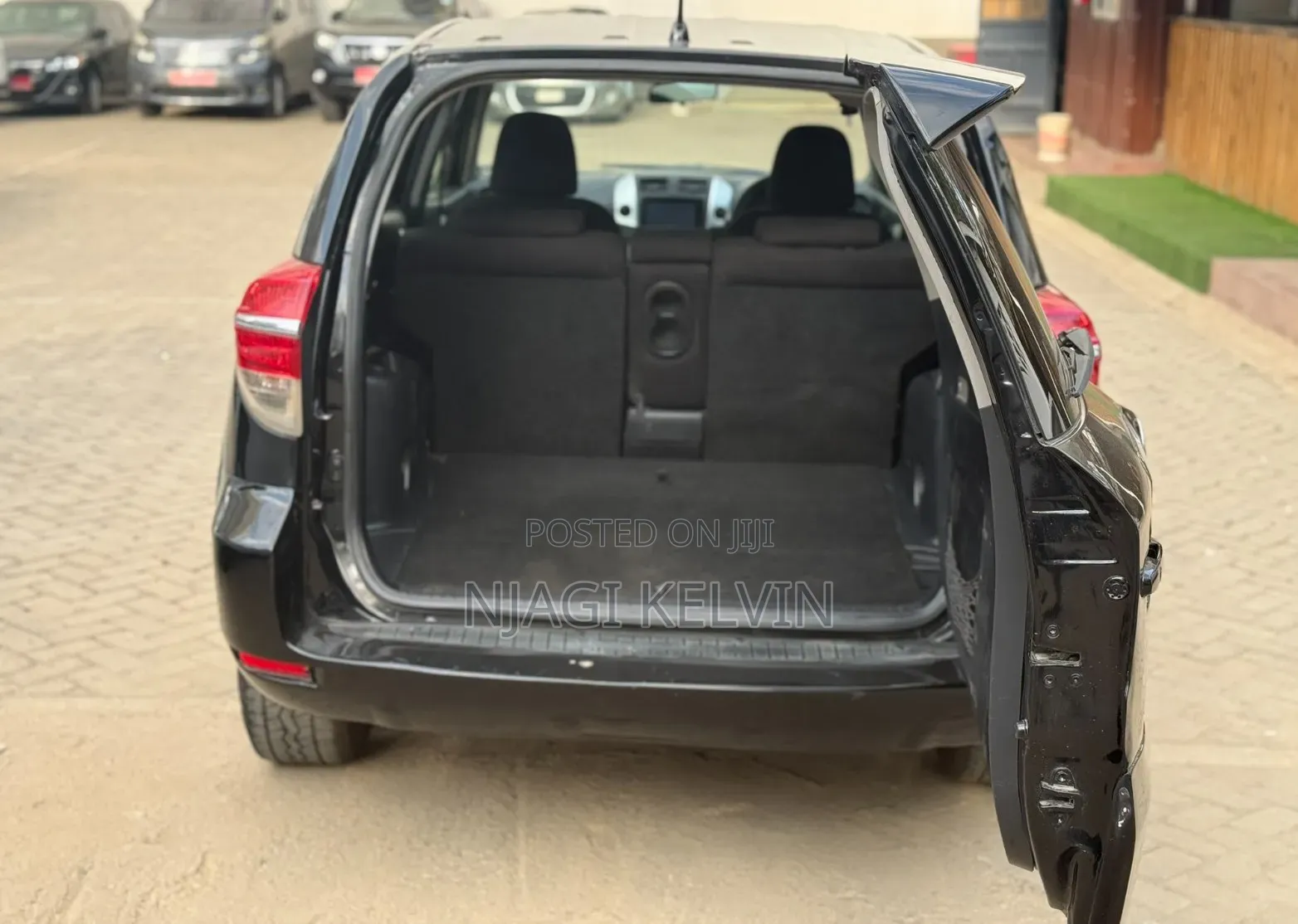 Toyota Vanguard 2012 Matt Black
