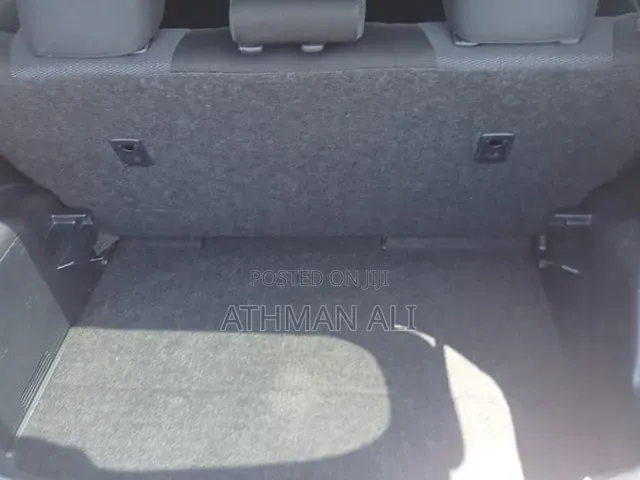 Toyota Vitz 1.0 FWD 5dr 2019 Pearl