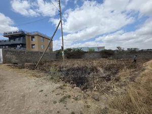 Residential Plot for Sale at Karuguru