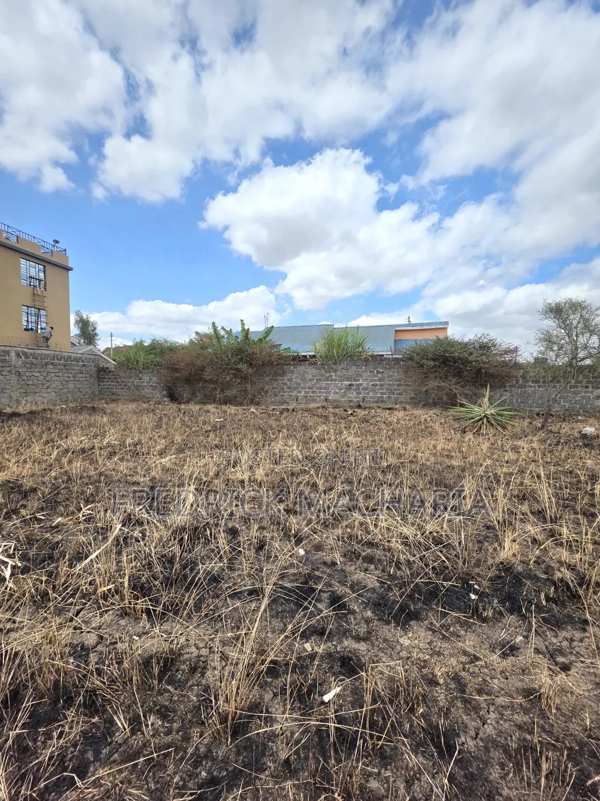 Residential Plot for Sale at Karuguru