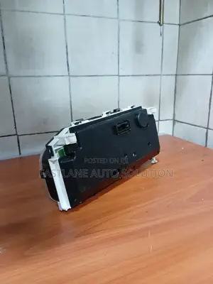 Suzuki Alto Clock