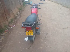 Honda CB 2021 Red