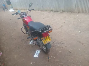 Honda CB 2021 Red